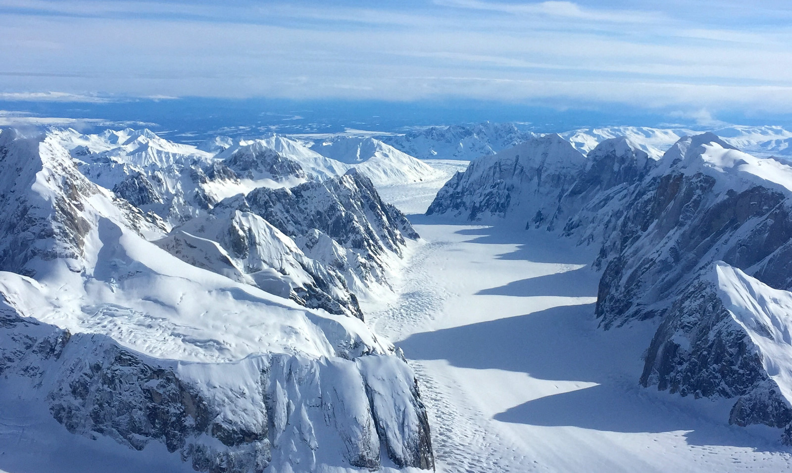 Charter an Alaska back country skiing trip with Trygg Air